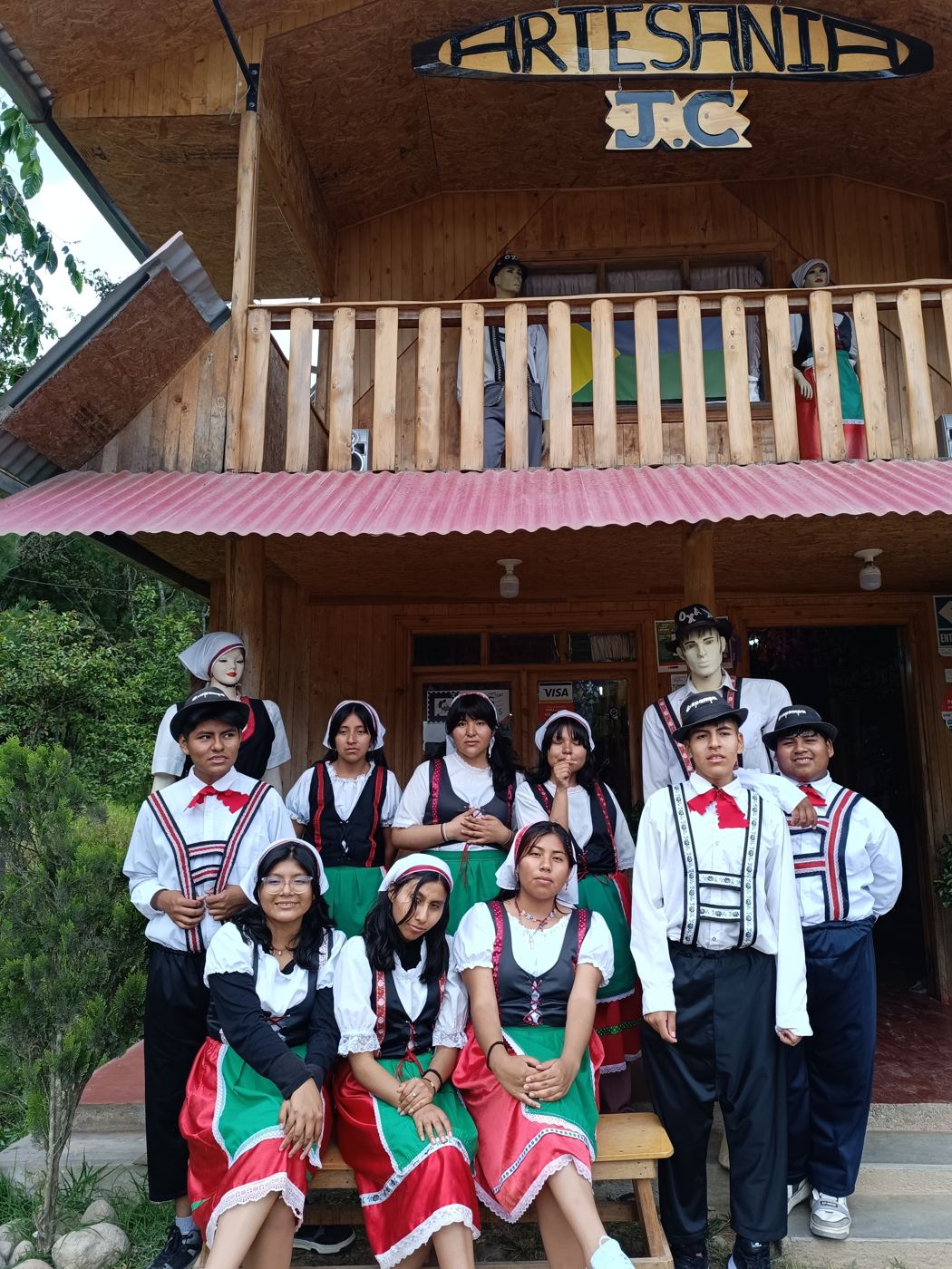 Trajes típicos en Oxapampa
